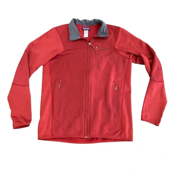 Patagonia full sleeve full zipper jacket men’s size L current size S - a hole - Picture 5 of 10